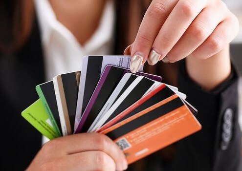 Pagamenti digitali: meno carte aziendali